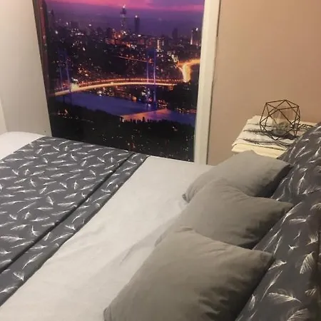Apartment Bakirkoy Merkezde 2+1 Kendi Evinizdeki Sicaklik *